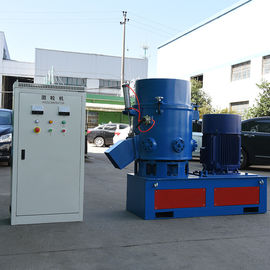 مواد نرم مواد پلاستیکی Agglomerator ماشین موتور 55-75 Kw خروجی 200kg / H