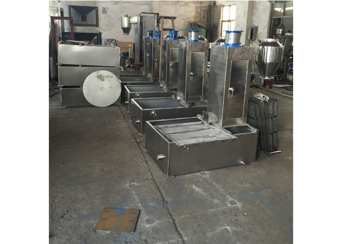 ظرفیت ماشین ظرفشویی صنعتی 5.5kw 300 کیلوگرم / گرم / 600 کیلوگرم ماشین خشک کن پلاستیکی